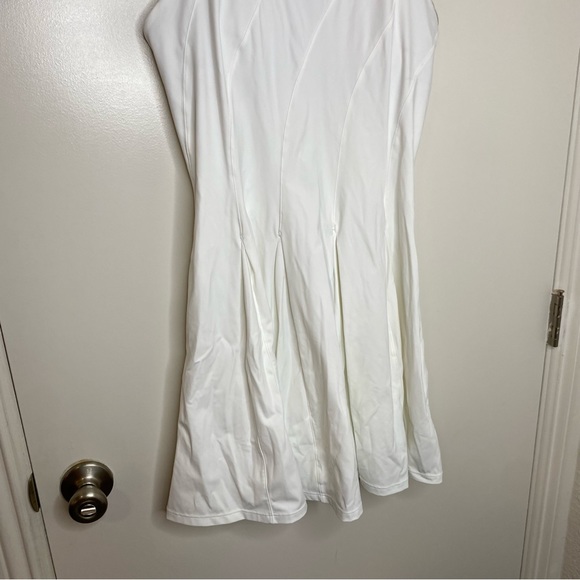 - Lululemon Court Crush Tennis Dress
White - Picture 8 of 12